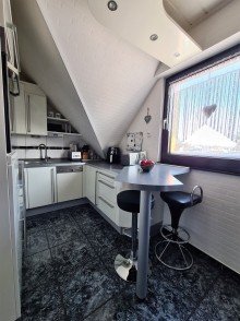 Tolle Eigentumswohnung, auf Wunsch mit 2 Garagen