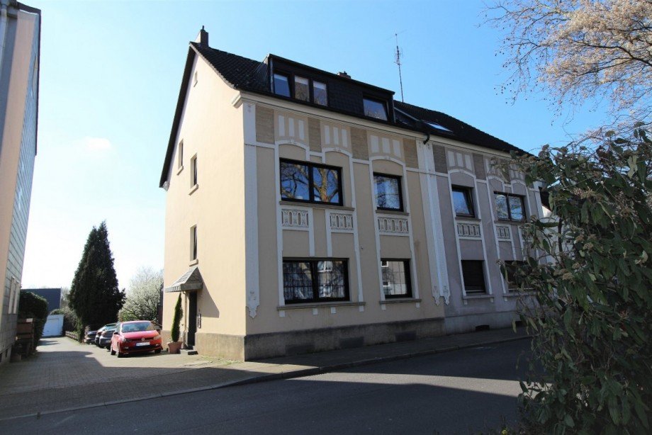 Frontansicht Mehrfamilienhaus Gelsenkirchen