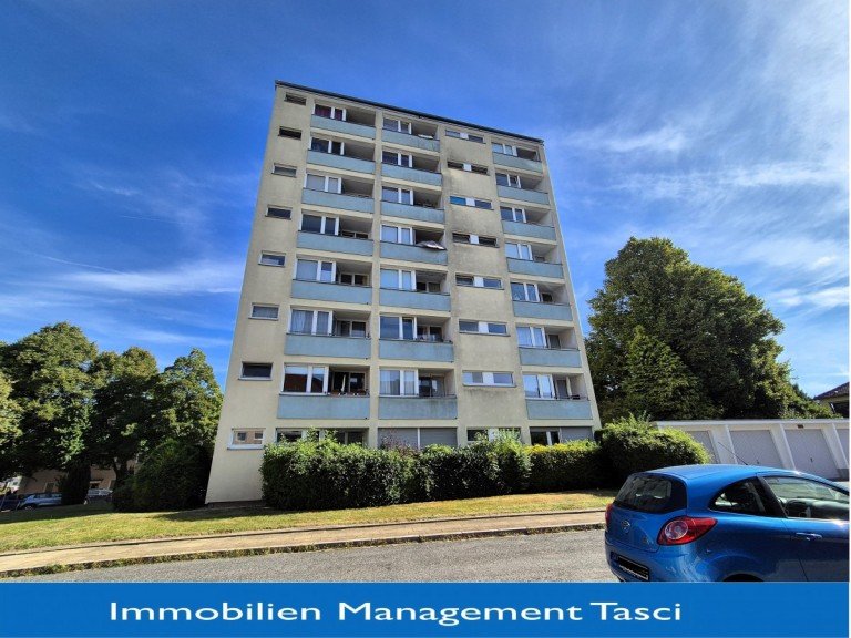 R�ckansicht Essen Etagenwohnung Single Wohnung mit Einbauk�che und Balkon