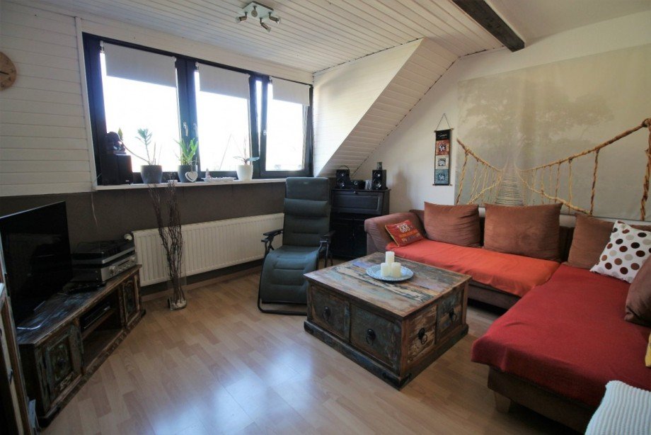 Wohnzimmer DG Mehrfamilienhaus Gelsenkirchen