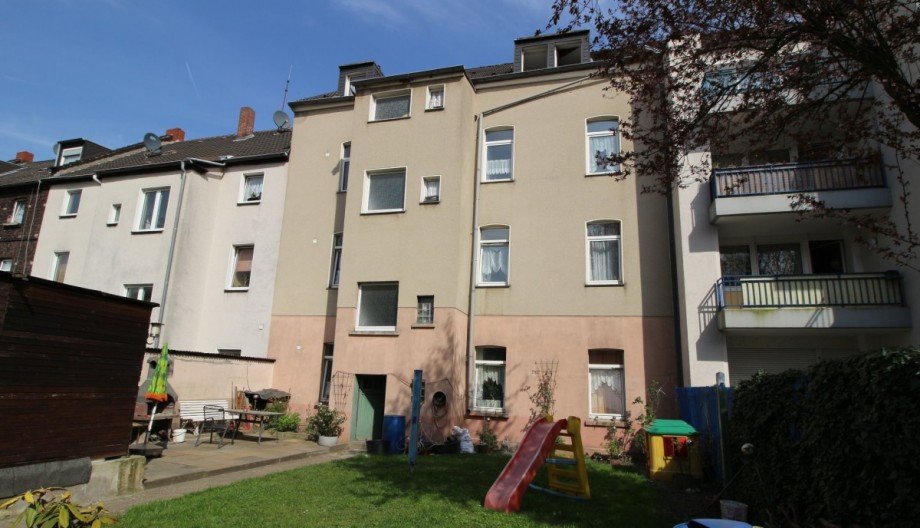 R�ckansicht Mehrfamilienhaus Gelsenkirchen