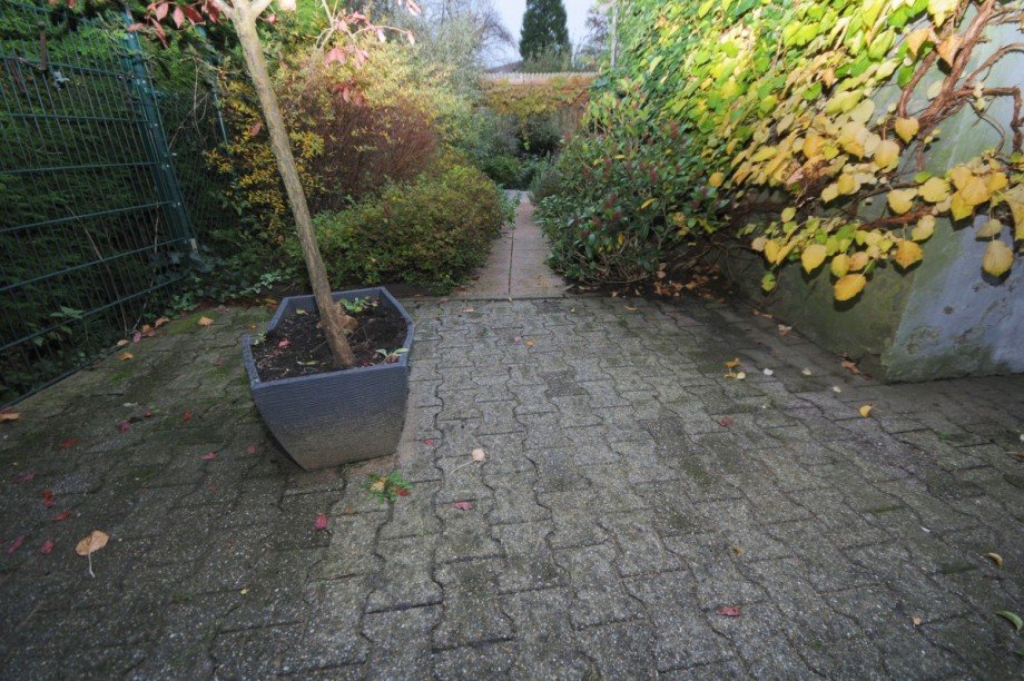 Zugang i.d.Garten Zweifamilienhaus Gelsenkirchen