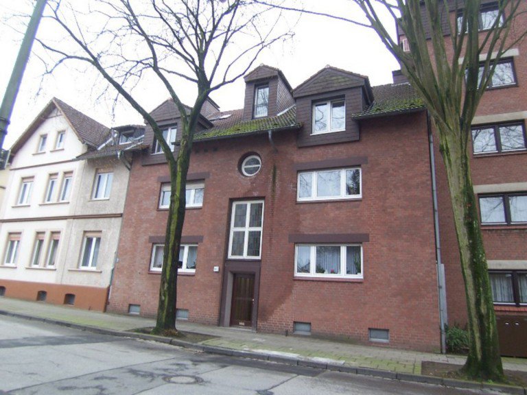 Frontansicht Gelsenkirchen Dachgeschosswohnung Chice Maisonette Wohnung in Buer Mitte