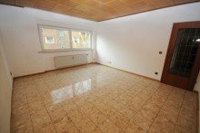 Wohnzimmer Die Morgensonne f�llt p�nktlich zum Fr�hst�ck auf den Balkon