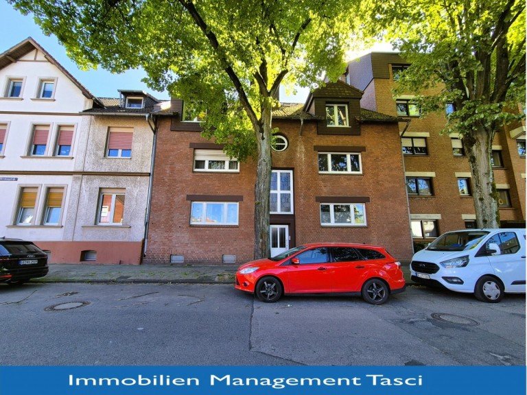 Frontansicht mit Logo Gelsenkirchen Dachgeschosswohnung Ruhig und citynah wohnen!!!