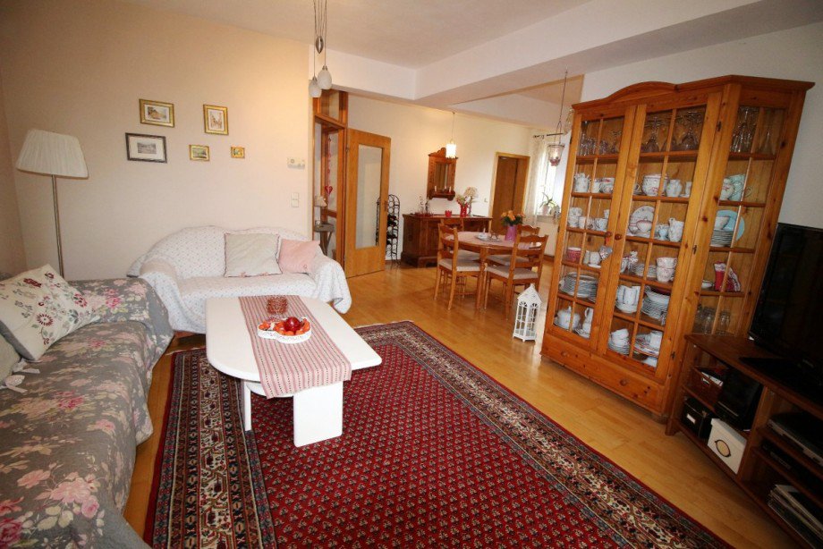 Wohn- Esszimmer Bild 2 Etagenwohnung Gelsenkirchen