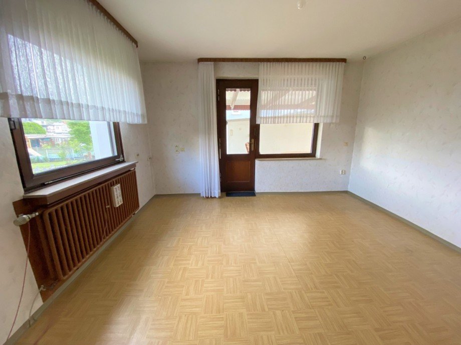 Esszimmer m. Ausg. Terrasse u. Garten Einfamilienhaus Gelsenkirchen
