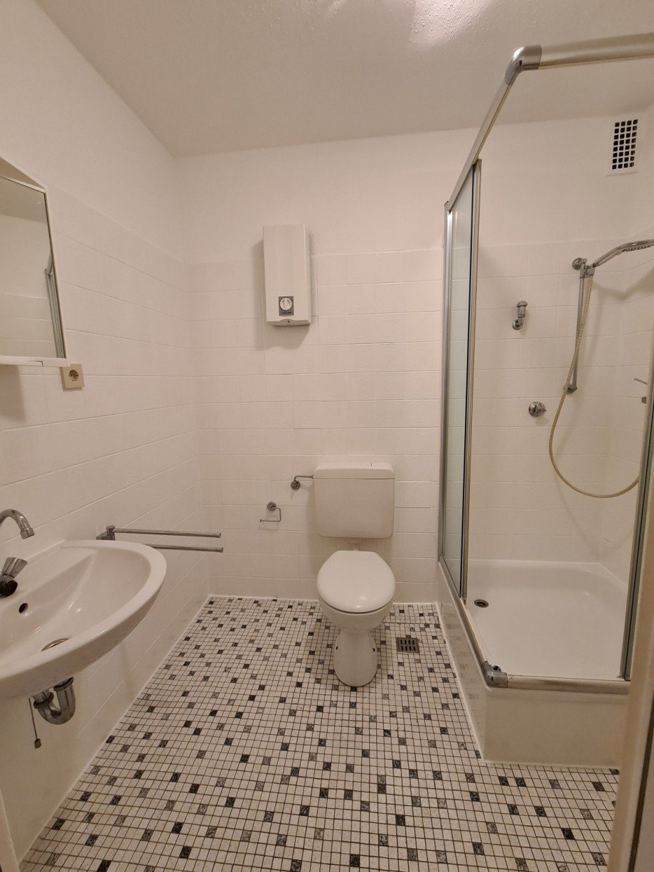 Bad Erdgeschosswohnung Oberhausen