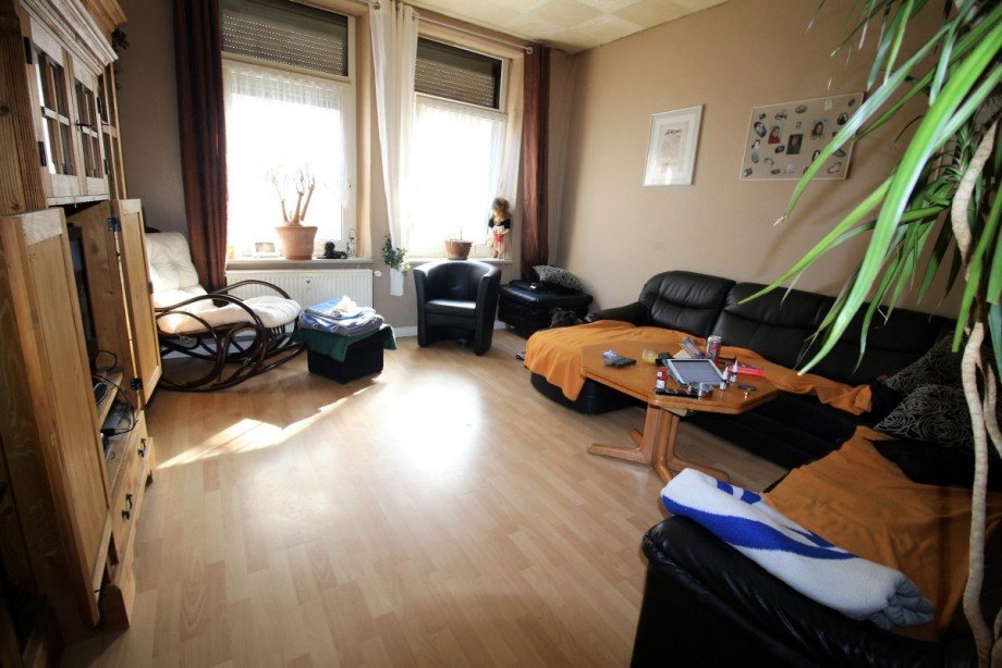 Wohnzimmer EG links Mehrfamilienhaus Gelsenkirchen