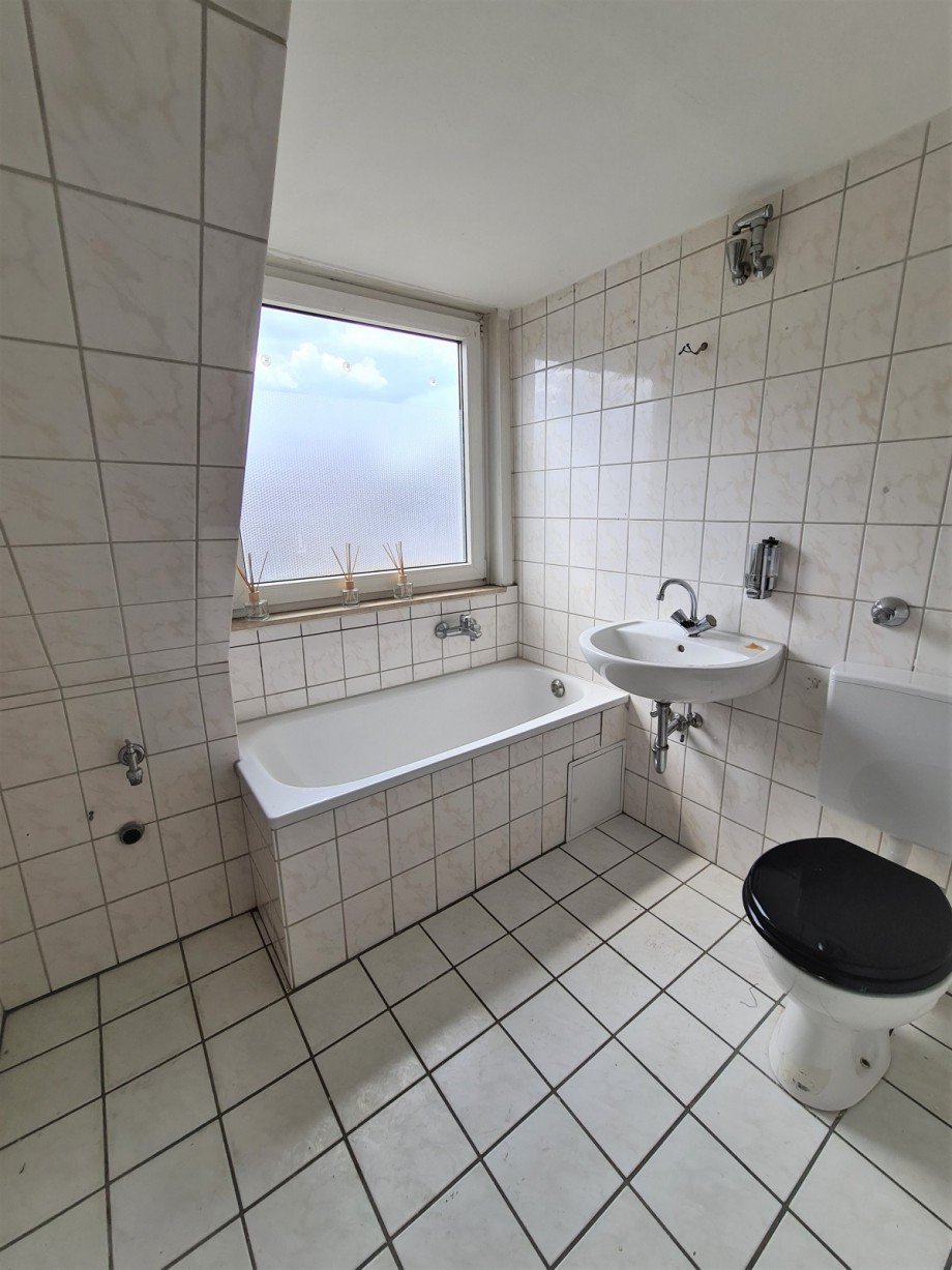 Bad Dachgeschosswohnung Gelsenkirchen