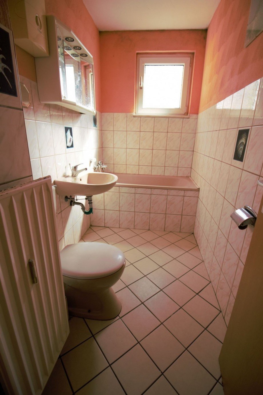 Bad 2. OG li Mehrfamilienhaus Gelsenkirchen