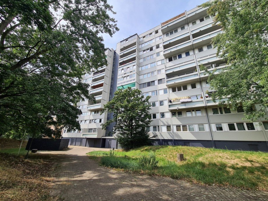 R�ckansicht Etagenwohnung Marl
