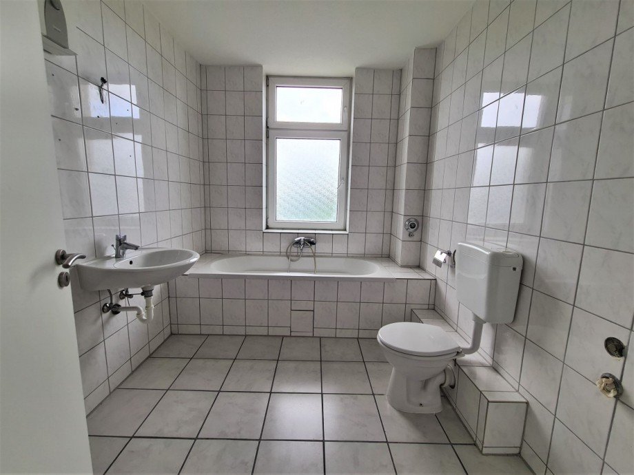 Bad 2. OG Mehrfamilienhaus Gelsenkirchen