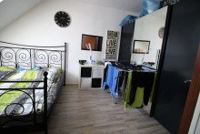 Schlafzimmer DG rechts Vollvermietetes Mehrfamilienhaus mit guter Rendite