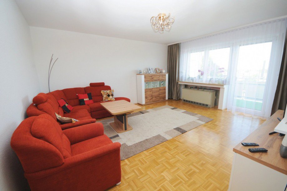 Wohnzimmer m. Ausg. a.d. Balkon Etagenwohnung Oer Erkenschwick