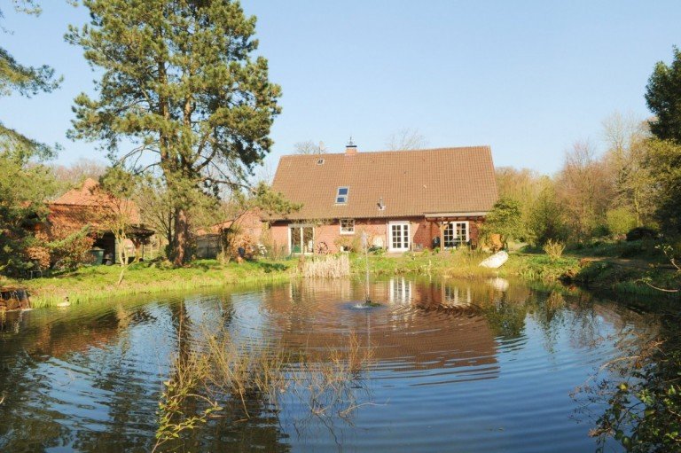 R�ckansicht mit Gartenteilansicht Ahaus-Wessum Einfamilienhaus Naturliebhaber aufgepasst! Urlaub im eigenen Zuhause Geeignet f�r Jung und Alt