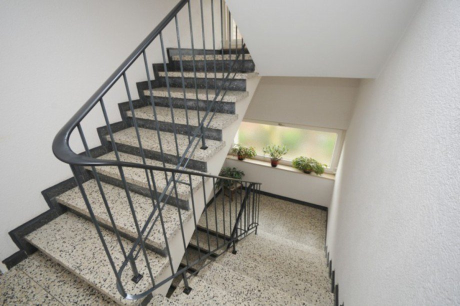 Treppemhaus Etagenwohnung Bochum