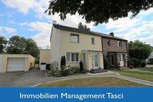 Hauseingang Umfangreich sanierte Doppelhaush�lfte mit gro�em Grundst�ck