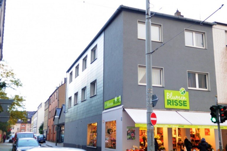 Vorder und Seitenansicht Gelsenkirchen Etagenwohnung Eine Wohnung der Extraklasse
