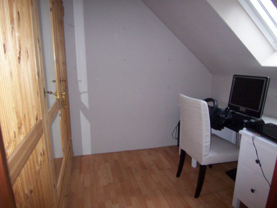 Arbeits-/ Ankleidezimmer Dachgeschosswohnung Gelsenkirchen
