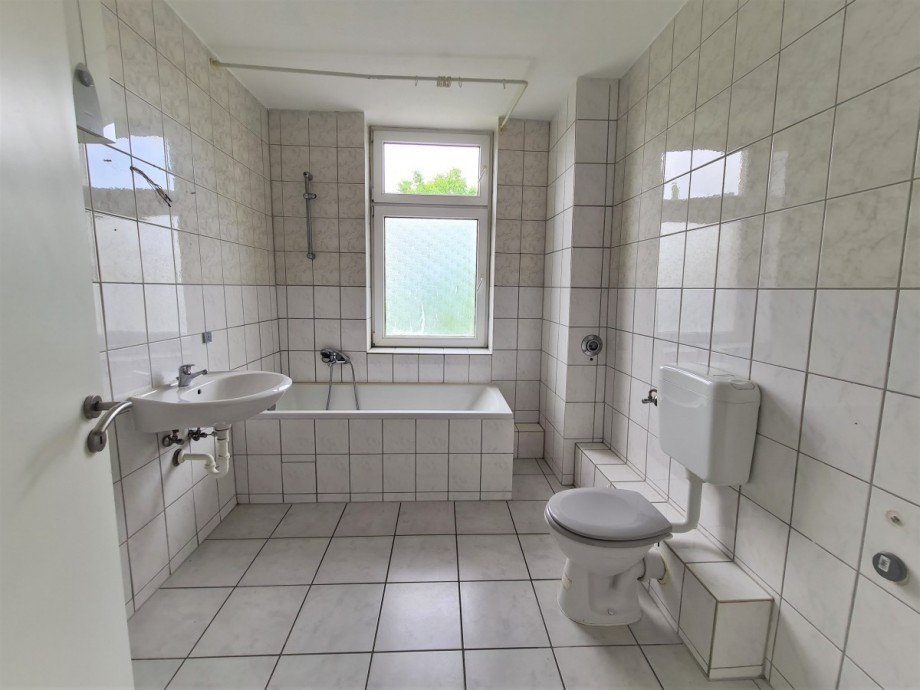Bad 1. OG Mehrfamilienhaus Gelsenkirchen