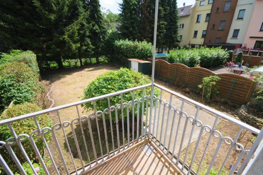 Gartenansicht Mehrfamilienhaus Essen