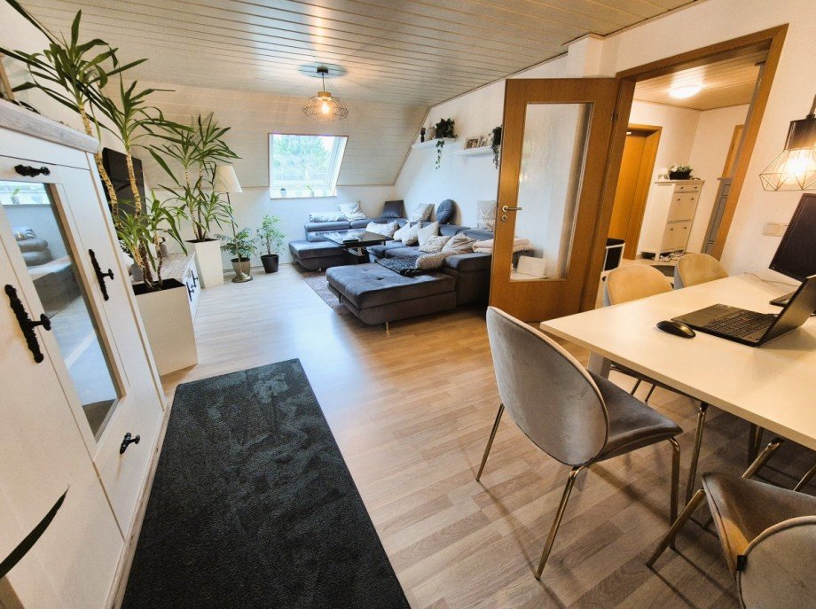 Wohn- Esszimmer, Foto 2 Dachgeschosswohnung Herten