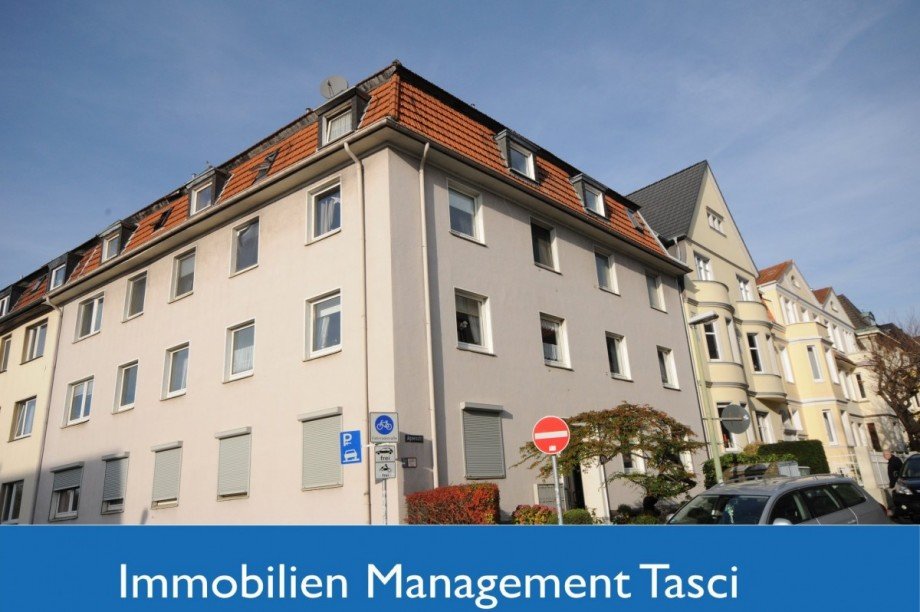 Vorderansicht Mehrfamilienhaus Essen
