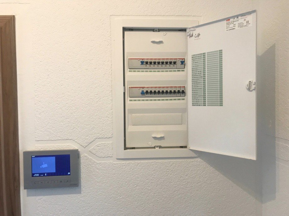 Unterverteilung und Video�berwachung Etagenwohnung Gelsenkirchen