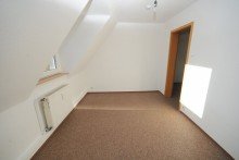 Schlafzimmer Hier wartet eine kuschelige Dachgeschosswohnung auf Sie