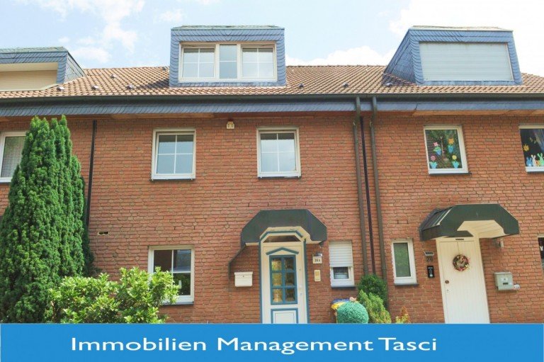 Vorderansicht mit Logo Gelsenkirchen Reihenhaus Exklusives Einfamilienhaus mit Garage und hochwertiger Einbauk�che
