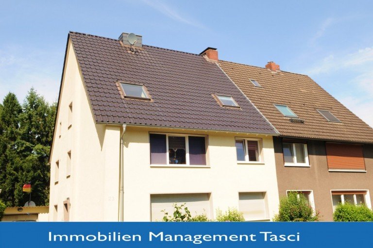 mit Logo Gelsenkirchen-Erle Dachgeschosswohnung Ansehen - Einziehen - und sich Wohlf�hlen