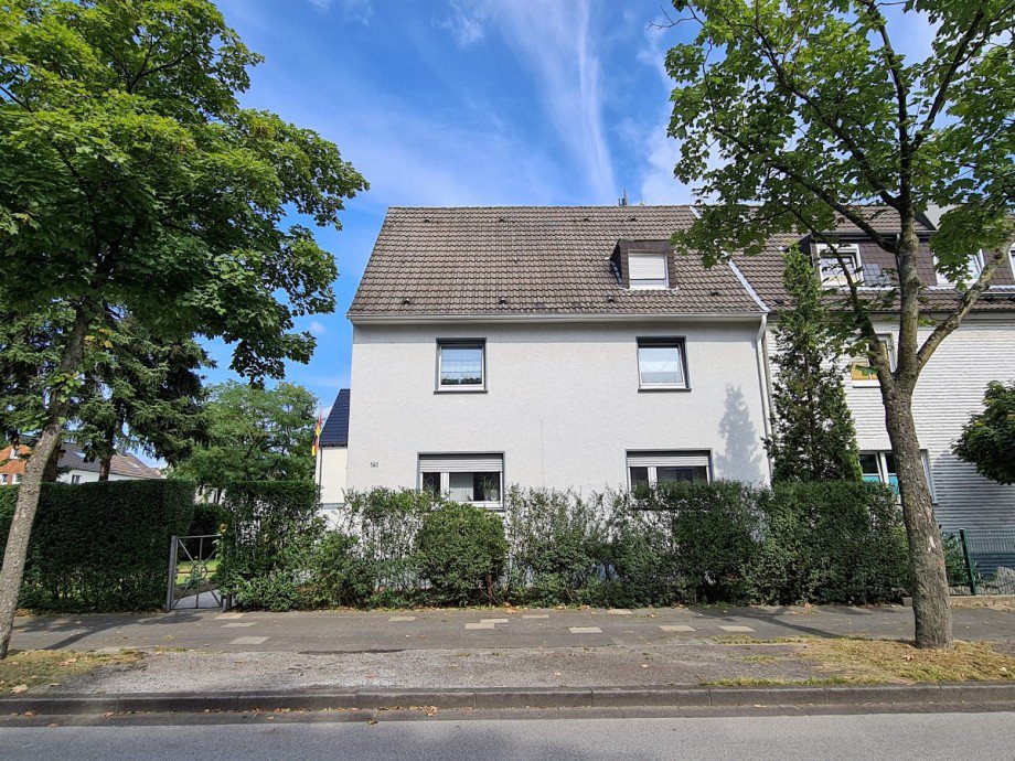 Frontansicht Dachgeschosswohnung Gelsenkirchen