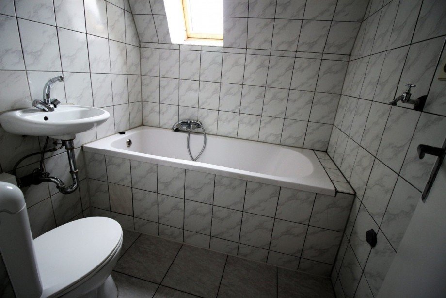 Bad Dachgeschosswohnung Gelsenkirchen