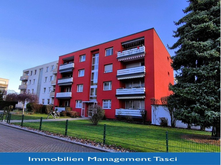 Frontansicht mit Logo Oer-Erkenschwick Etagenwohnung Gem�tliche Wohnung mit Garage und Balkon