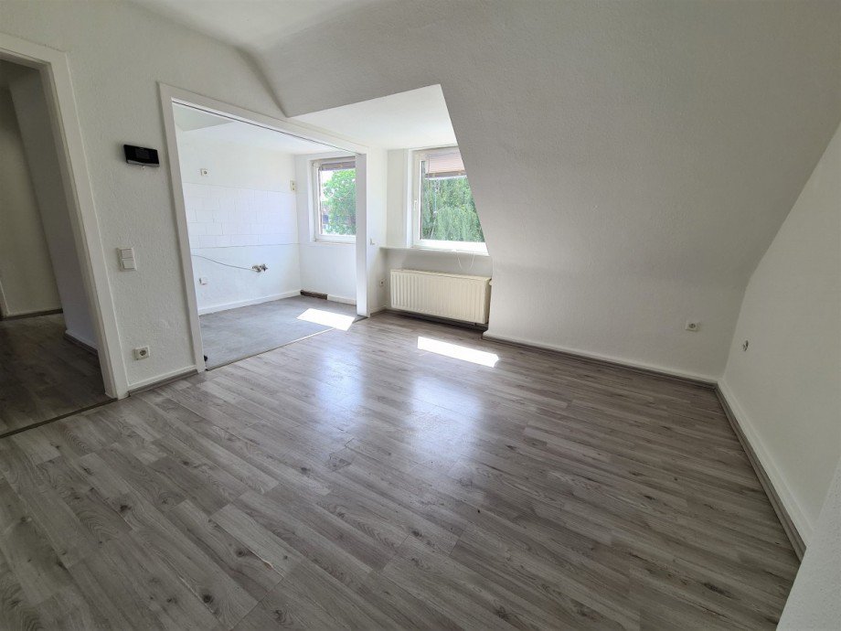 WZ mit offene K�che Dachgeschosswohnung Gelsenkirchen