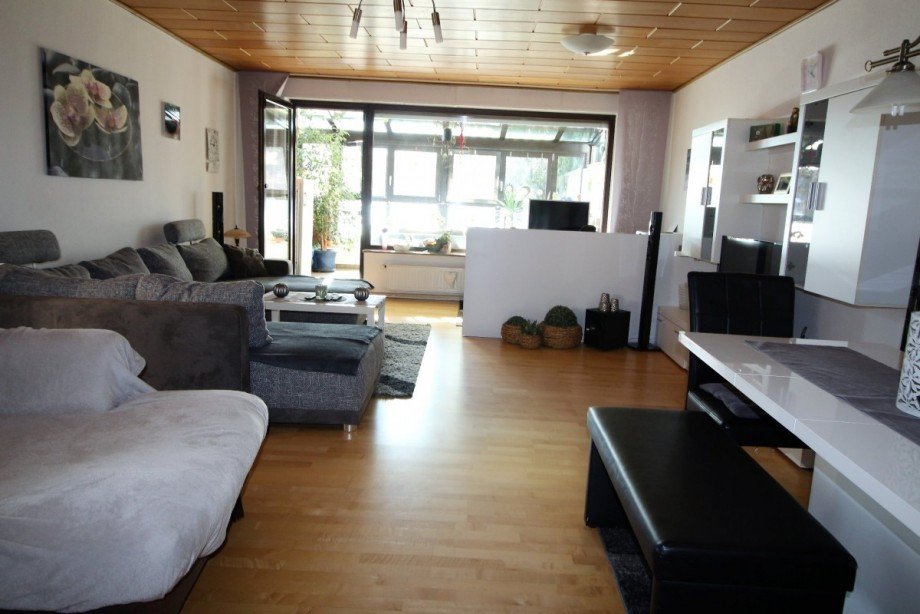 Wohnzimmer EG Mehrfamilienhaus Gelsenkirchen