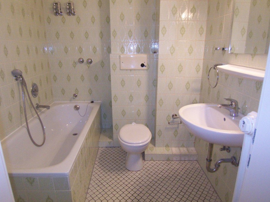 Wannenbad Dachgeschosswohnung Gelsenkirchen