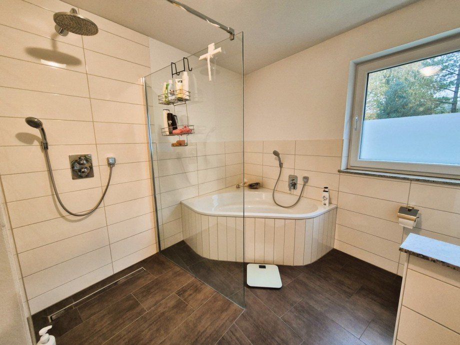 Bad Bild 1 Etagenwohnung Gelsenkirchen