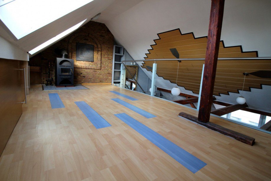 Galerie mit Kaminansicht Maisonettewohnung Gelsenkirchen
