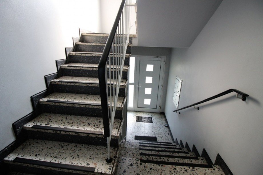 Treppenhaus Wohnhaus Renditeobjekt Gelsenkirchen