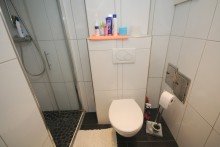 Duschbad mit WC im KG. Lebensfreude, Eleganz und Wohnstil gut vereint