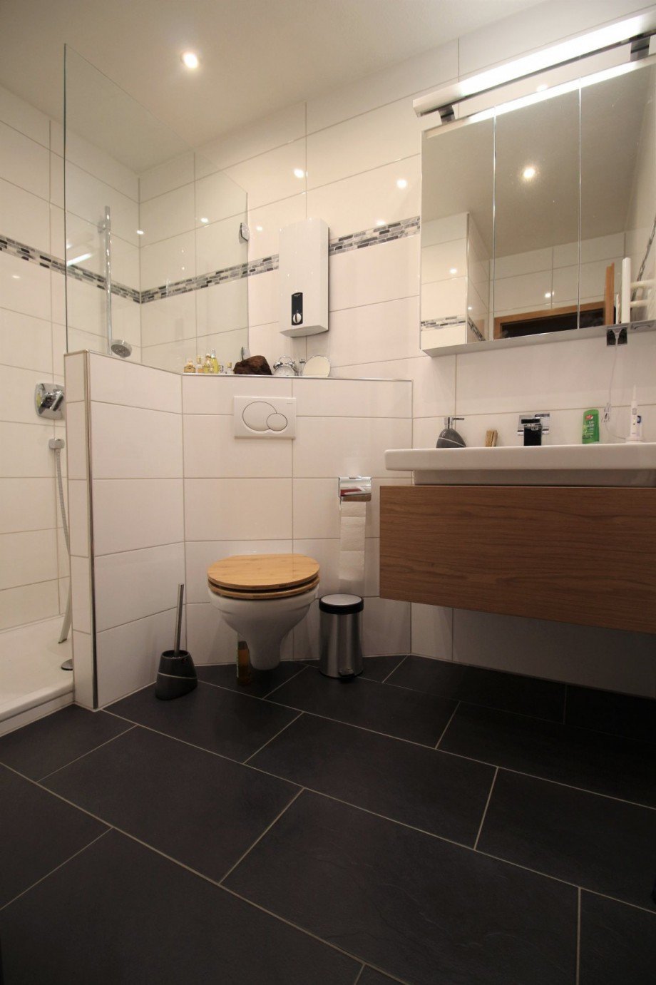 modernes Bad Dachgeschosswohnung Oberhausen