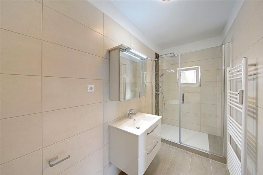 Teilansicht Badezimmer Etagenwohnung Gelsenkirchen