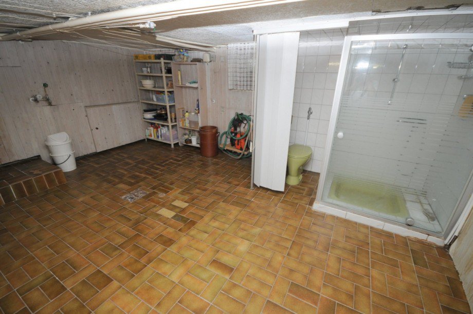 Kellerraum mit WC und Dusche Einfamilienhaus Gelsenkirchen
