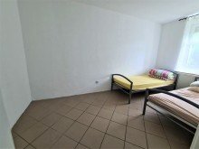 Raum 2 EG re Komplett frei werdendes, attraktives Mehrfamilienhaus. Super geeignet als Monteurwohnungen