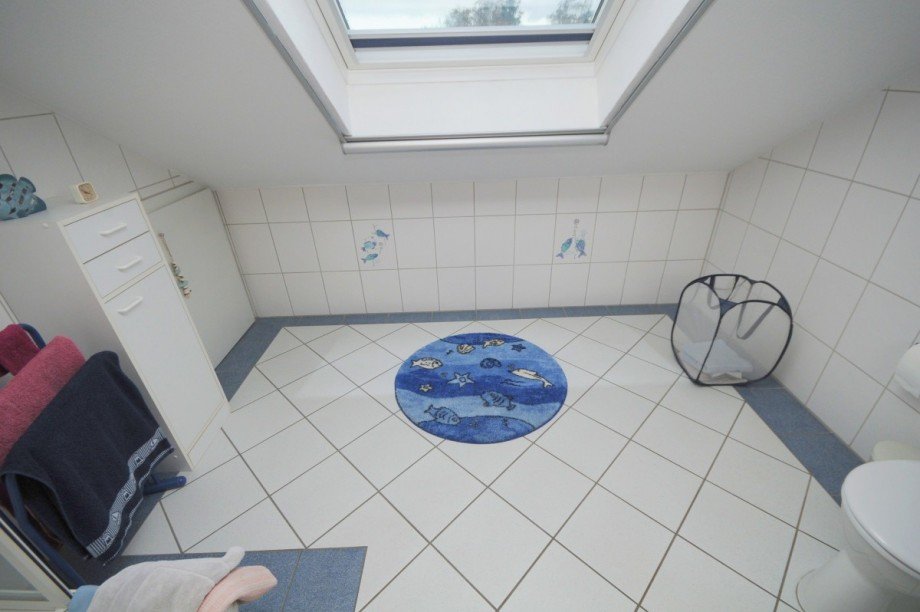 Teilansicht Bad Dachgeschosswohnung Herne