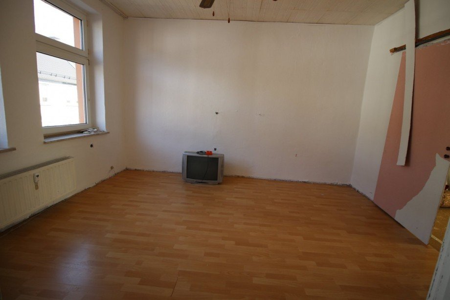 Wohnzimmer 2. OG Mehrfamilienhaus Gelsenkirchen
