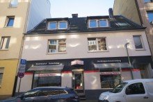 Voderansicht Hier wartet eine kuschelige Dachgeschosswohnung auf Sie