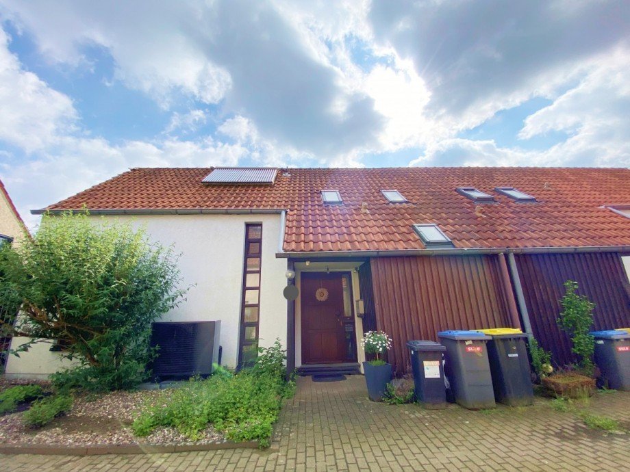Vorderansicht neu Doppelhaush�lfte Gelsenkirchen